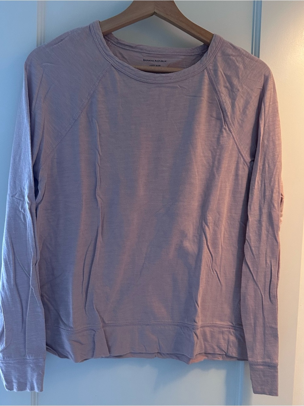 Banana Republic Women’s Pink Crewneck Sweater